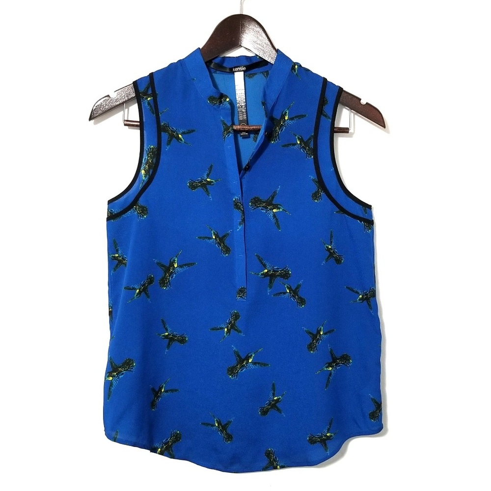 Kensie Hummingbird Sleeveless Top